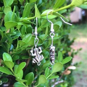 Metal Frog Earrings